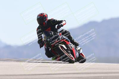 media/Oct-13-2025-Moto Forza (Mon) [[a66d839500]]/3-B Group/Session 4 (Turn 9)/